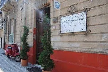 Delfina Bed & Breakfast 4*