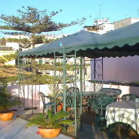 Delfina Bed & Breakfast